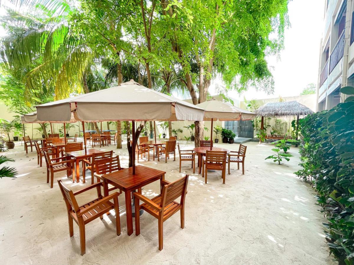 Araamu Hotels Maldives At Dhiffushi Εξωτερικό φωτογραφία