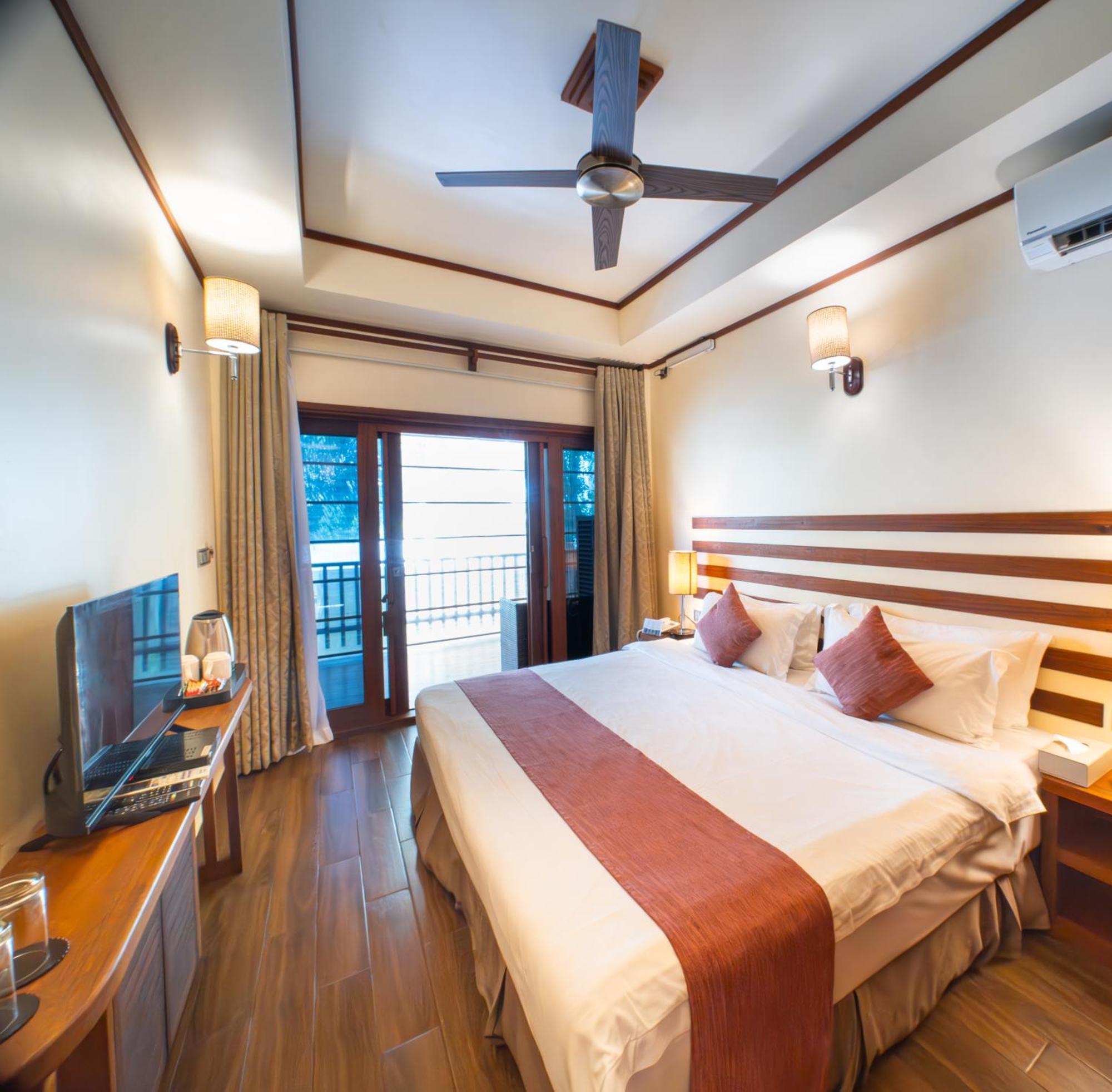 Araamu Hotels Maldives At Dhiffushi Εξωτερικό φωτογραφία