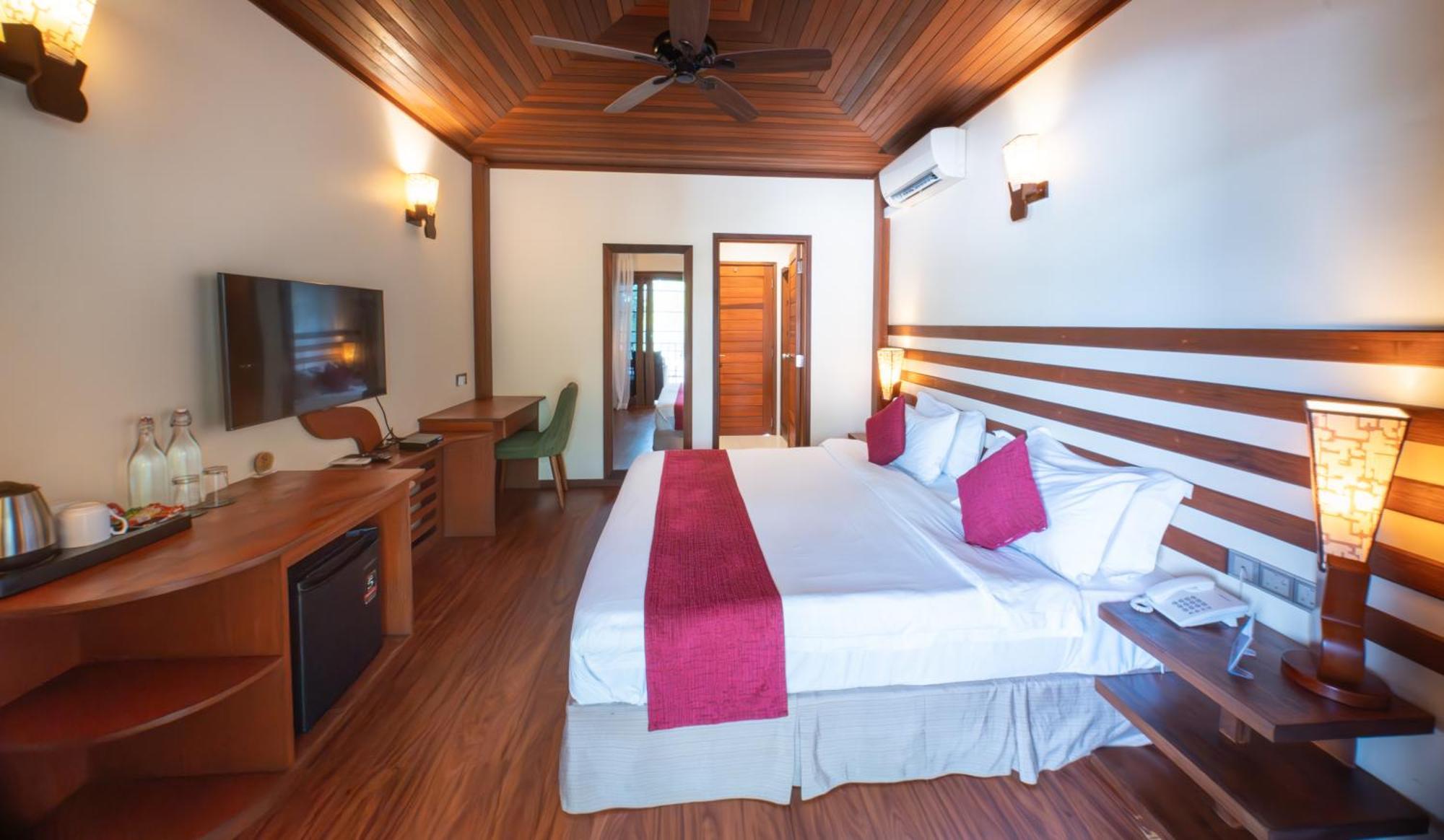 Araamu Hotels Maldives At Dhiffushi Εξωτερικό φωτογραφία