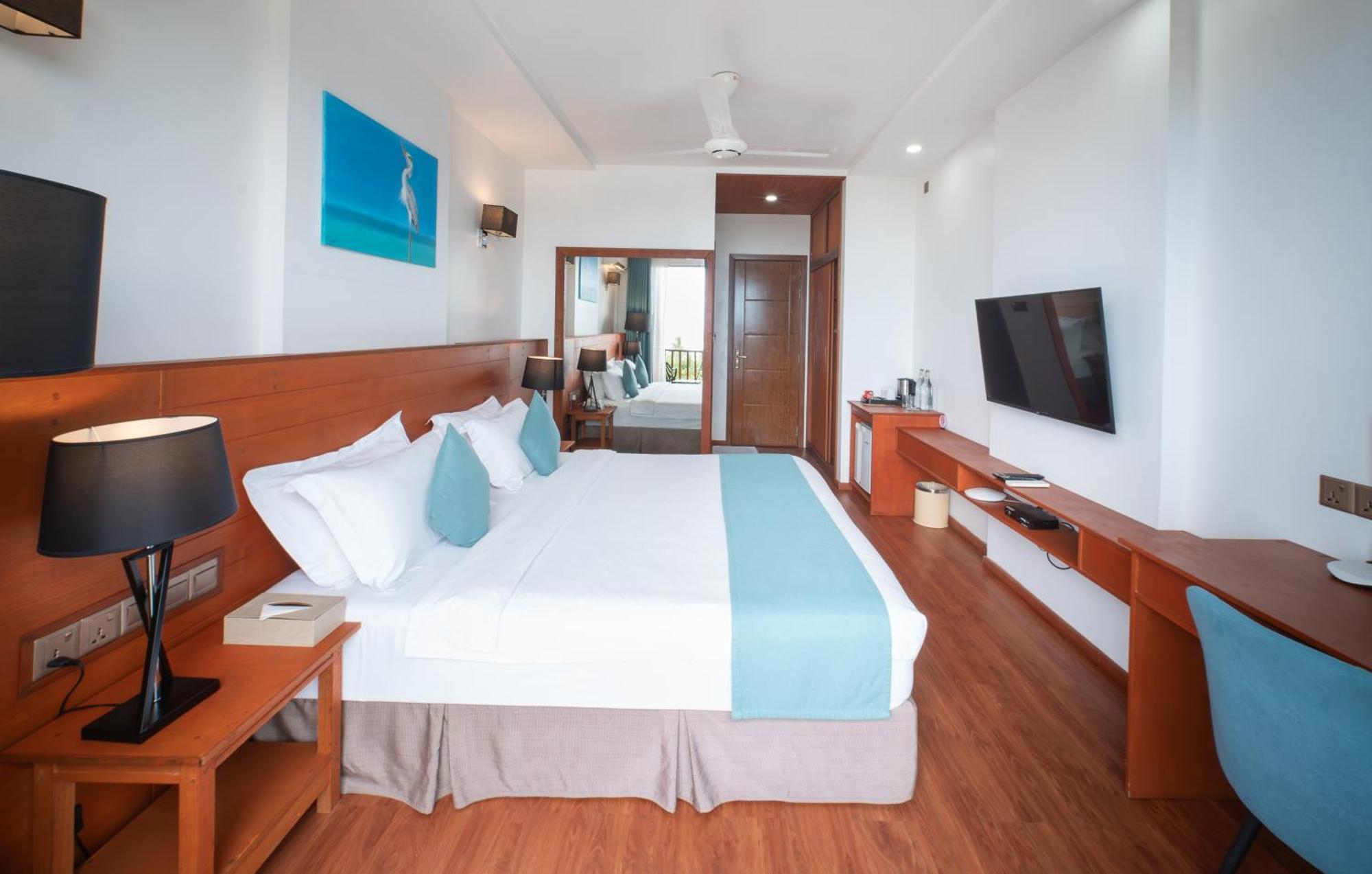 Araamu Hotels Maldives At Dhiffushi Εξωτερικό φωτογραφία